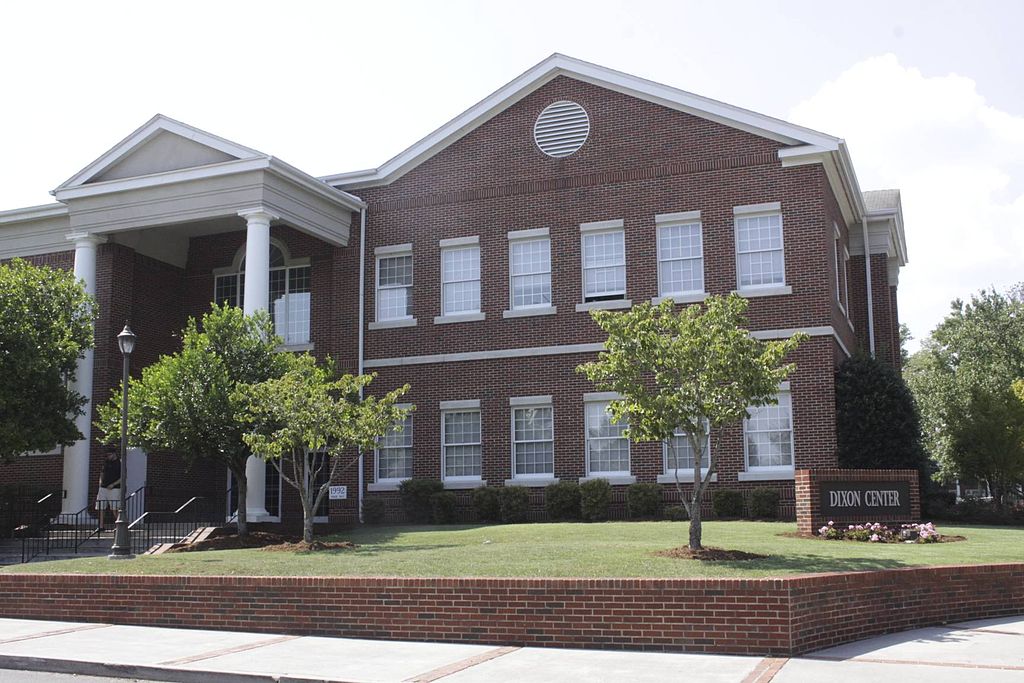Lee University Tuition, Rankings, Majors, Alumni, & Acceptance Rate