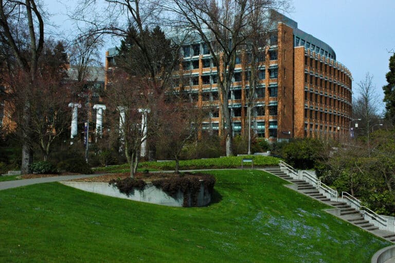 University of Washington Tuition, Rankings, Majors, Alumni