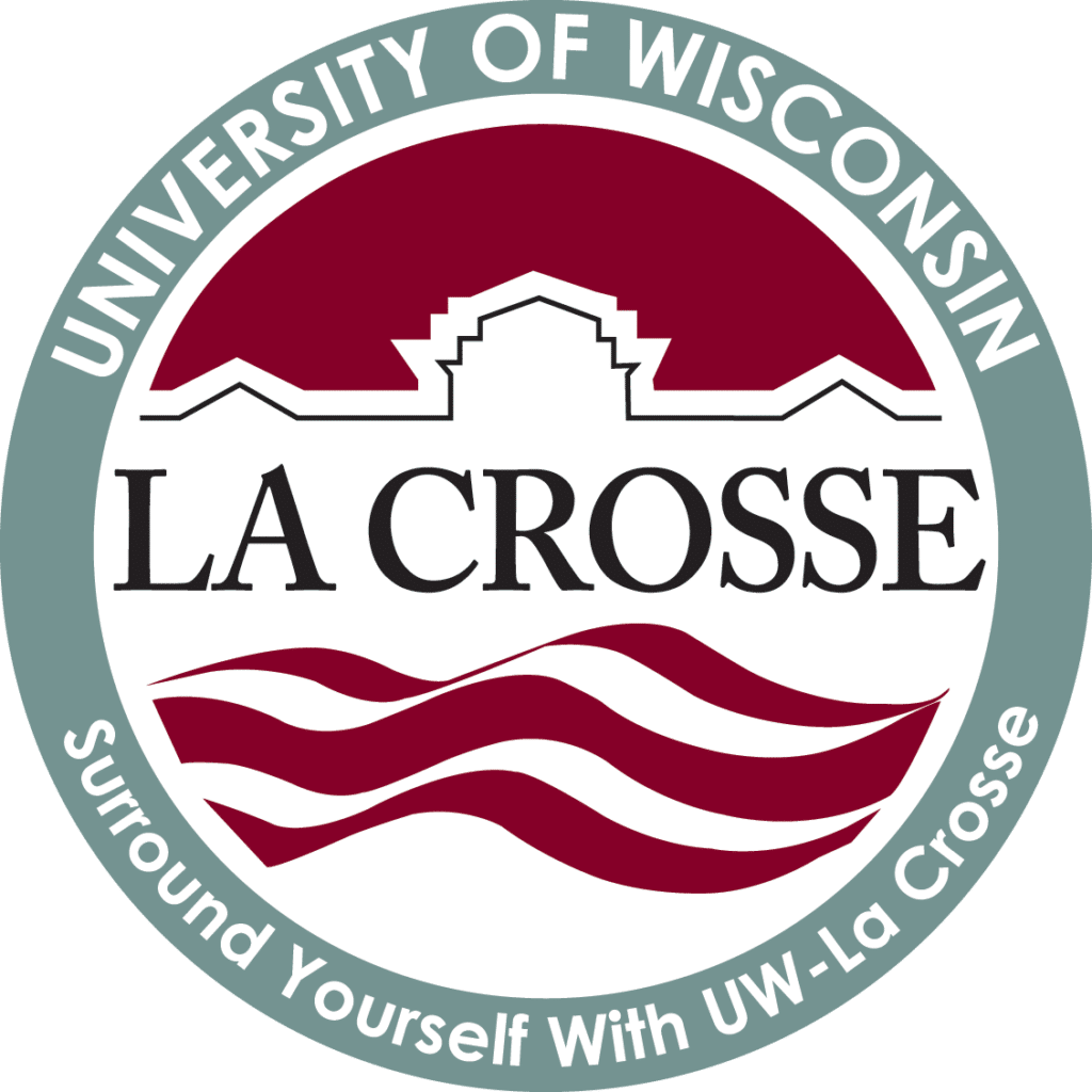 does uw la crosse require an essay