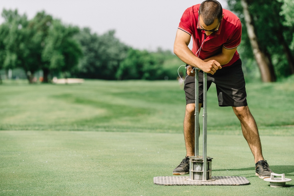 Greenskeeper Salary, How to Job Description & Best Schools