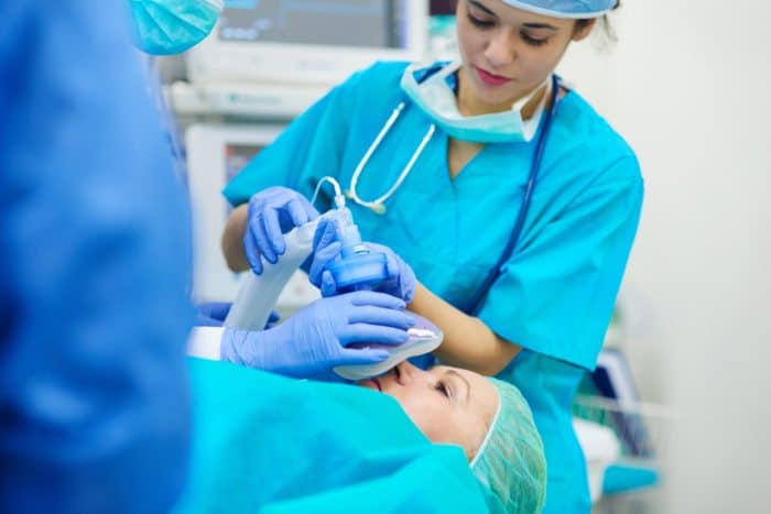 Nurse Anesthetist - Salary, How to Become, Job Description & Best Schools