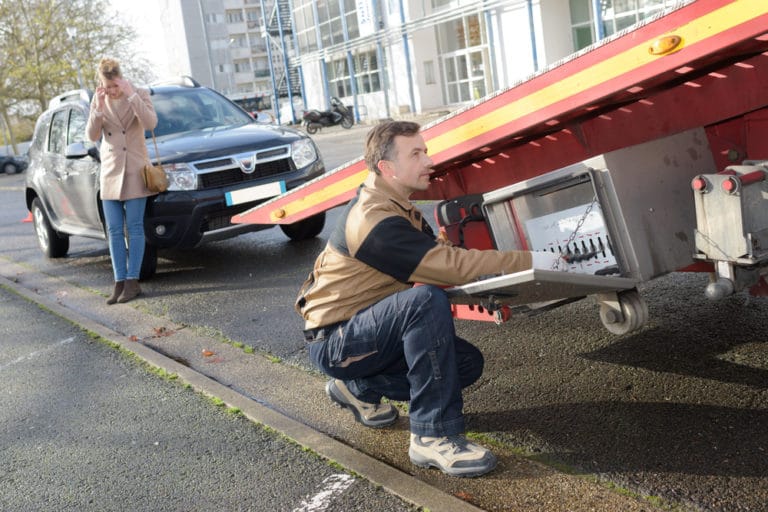 Tow Truck Driver Salary, How to Job Description