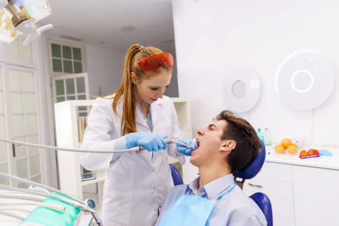 dentist-using-tool