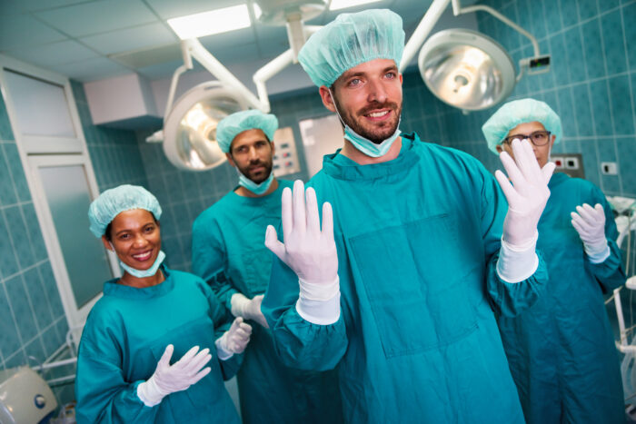 Pros And Cons Of Being A Surgical Tech