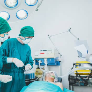 How to Become a Certified Surgical Tech?